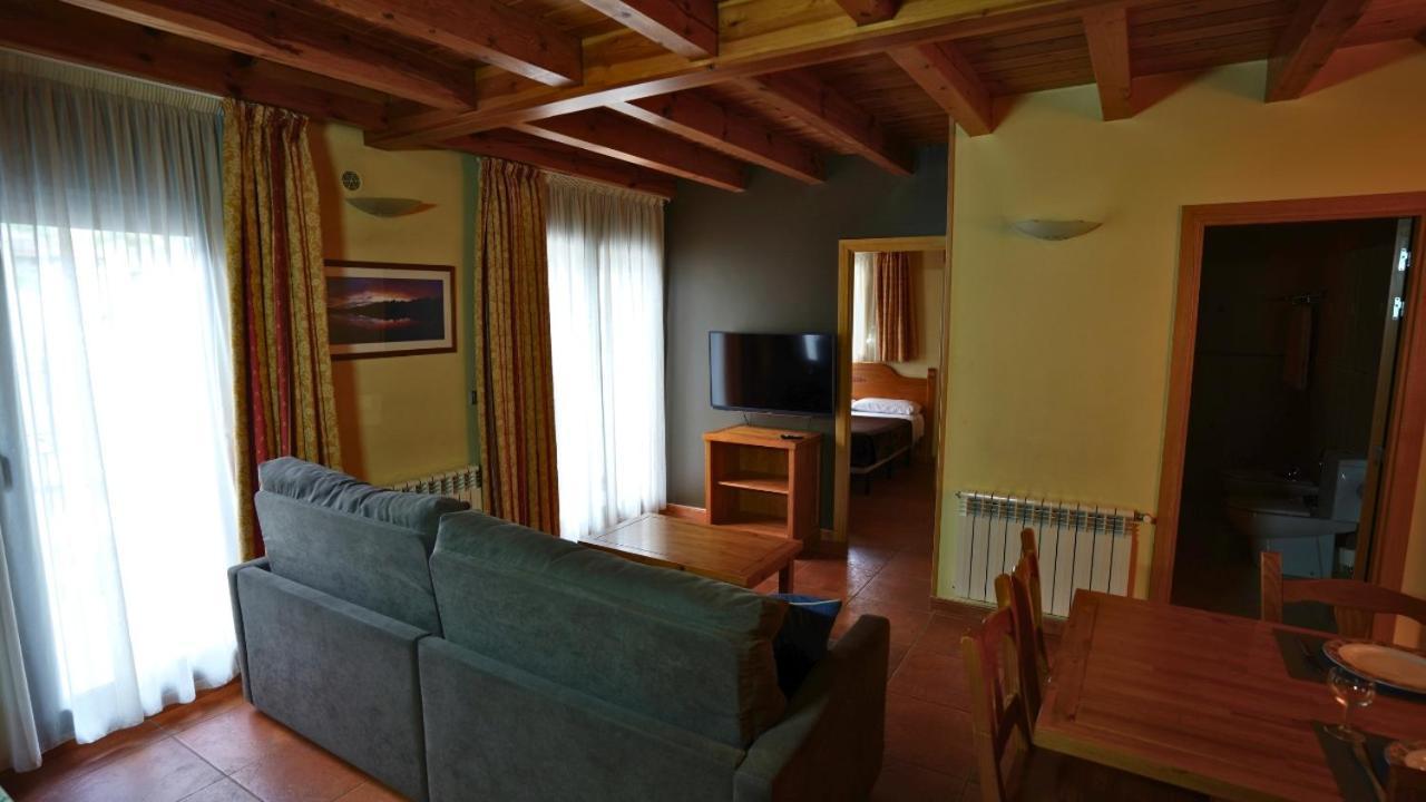 Apartaments Sant Moritz Arinsal Εξωτερικό φωτογραφία