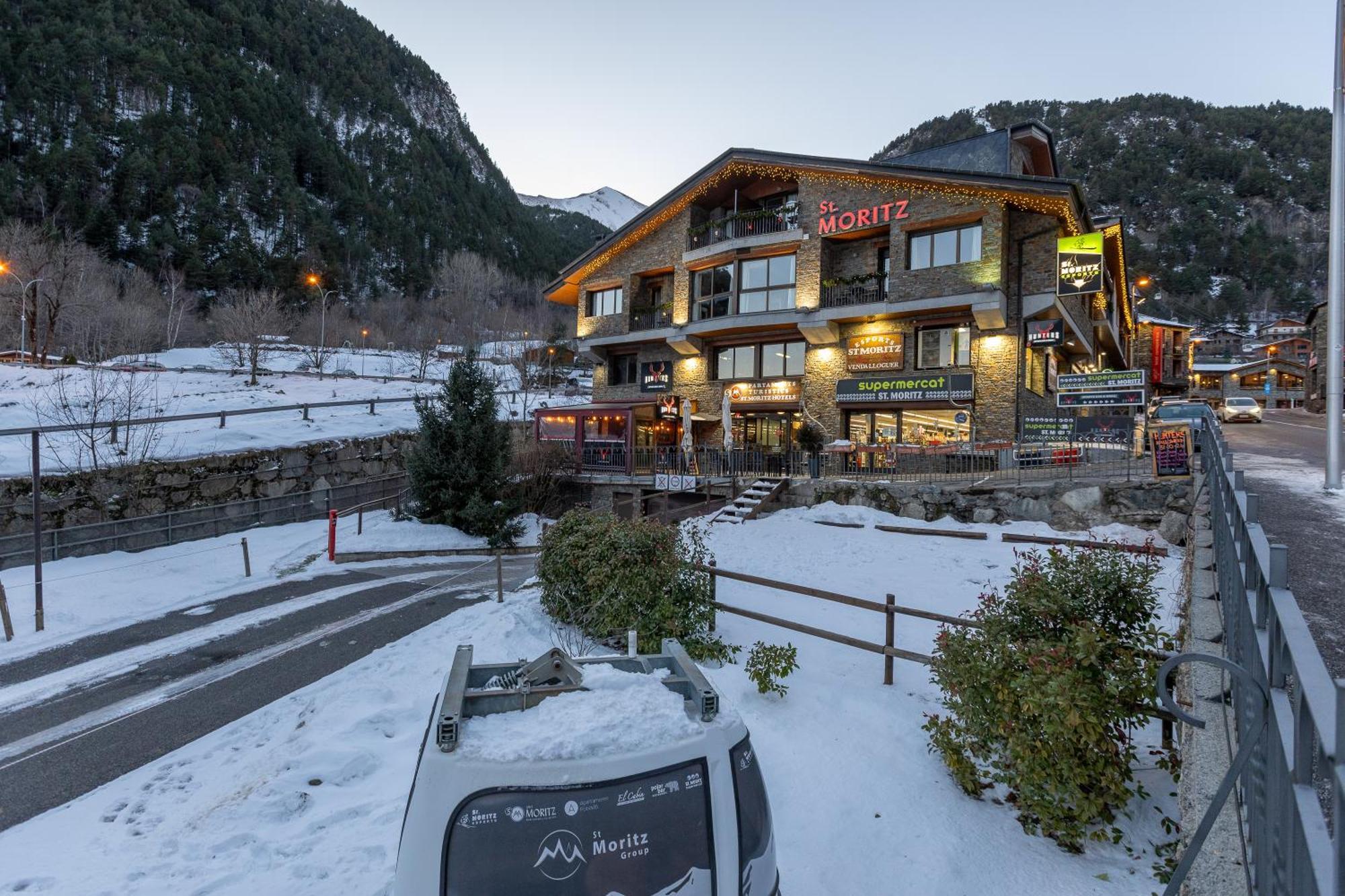 Apartaments Sant Moritz Arinsal Εξωτερικό φωτογραφία