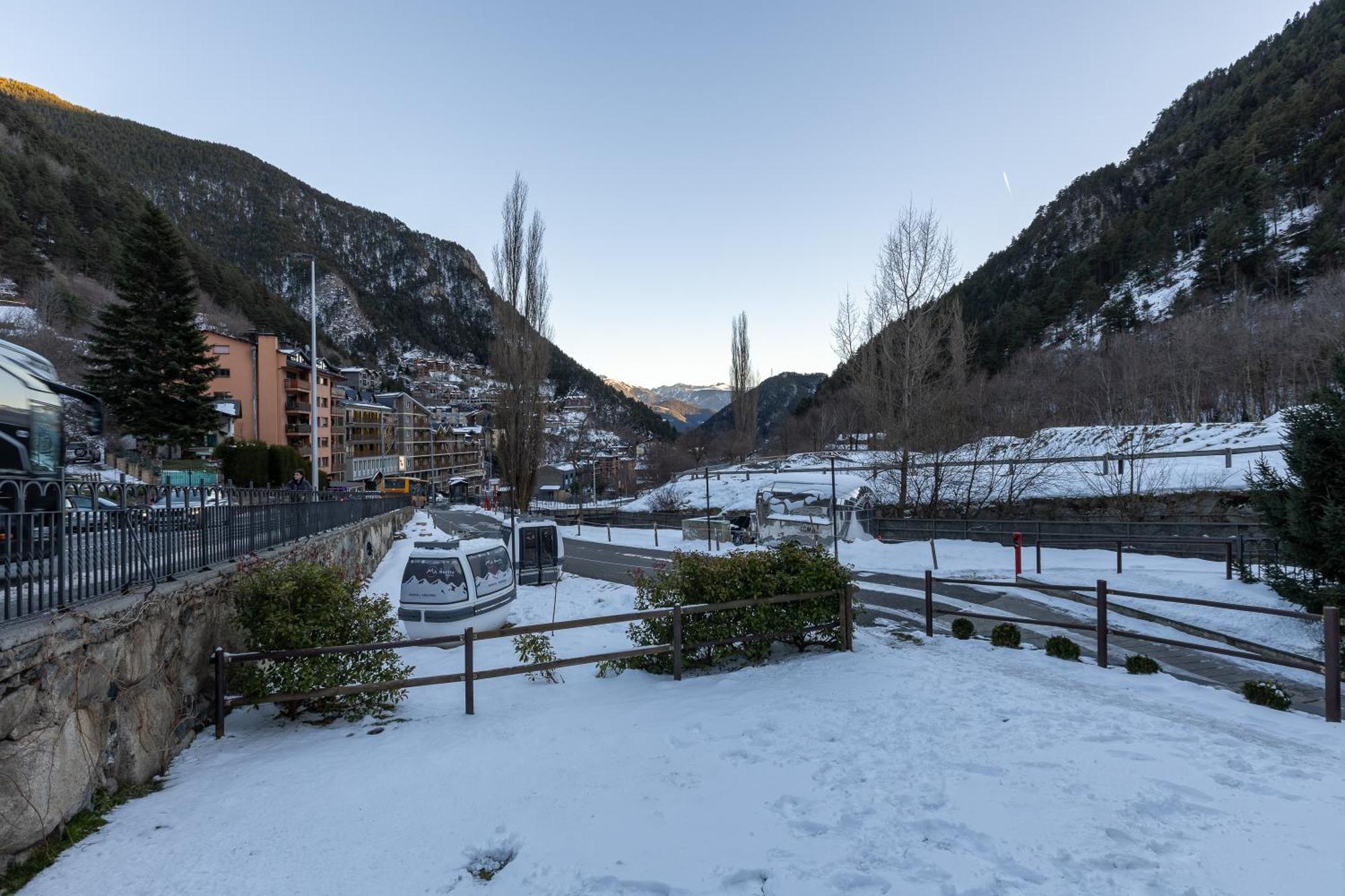 Apartaments Sant Moritz Arinsal Εξωτερικό φωτογραφία
