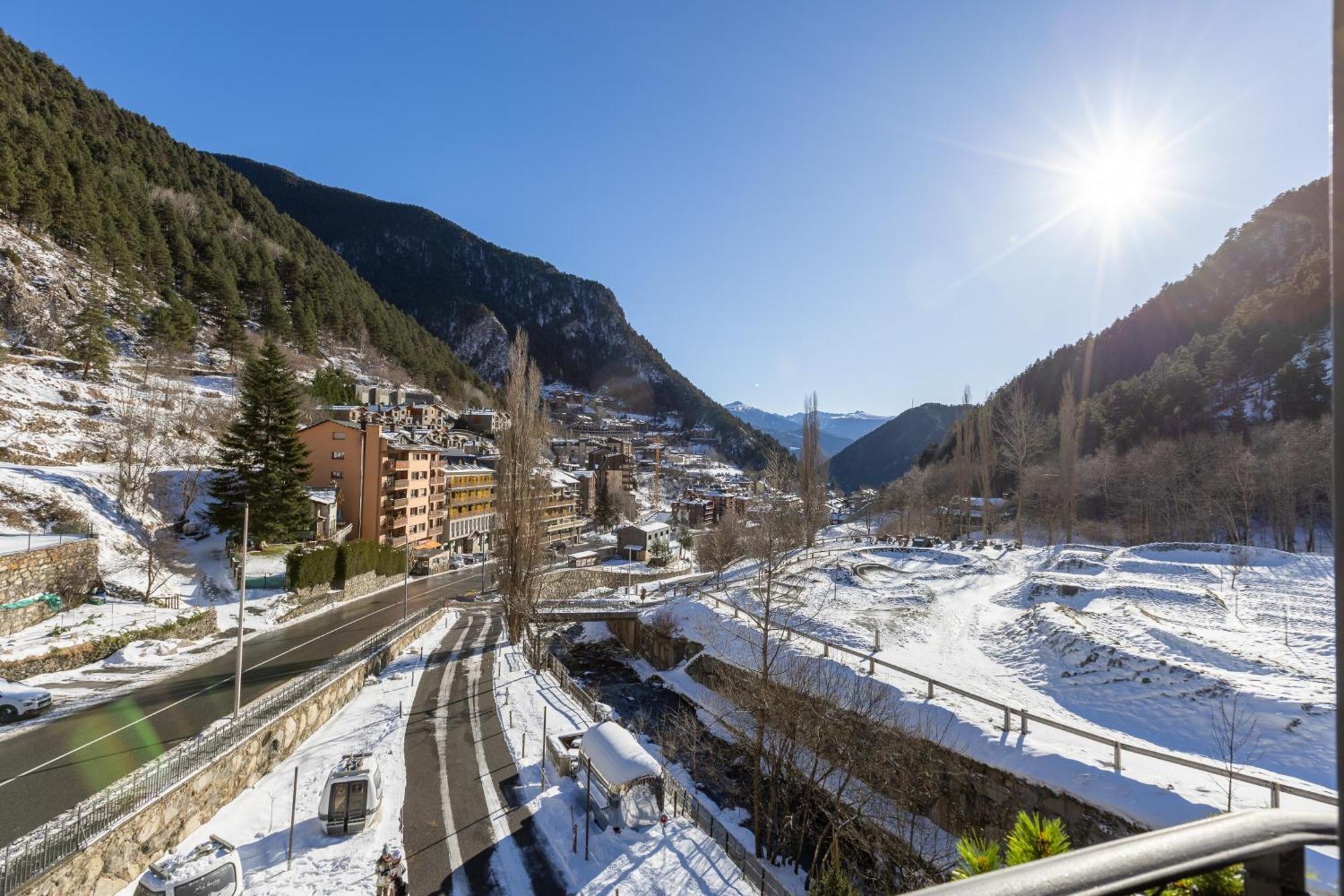 Apartaments Sant Moritz Arinsal Εξωτερικό φωτογραφία