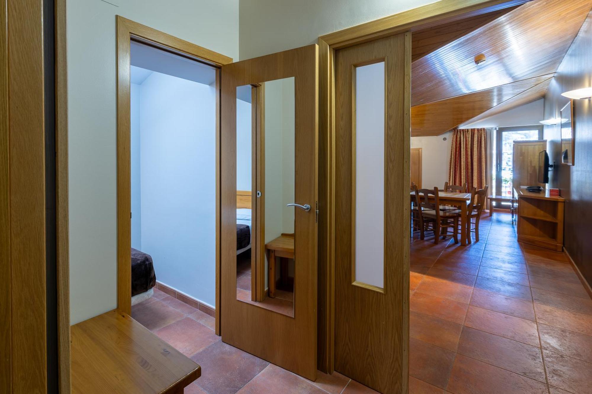 Apartaments Sant Moritz Arinsal Εξωτερικό φωτογραφία
