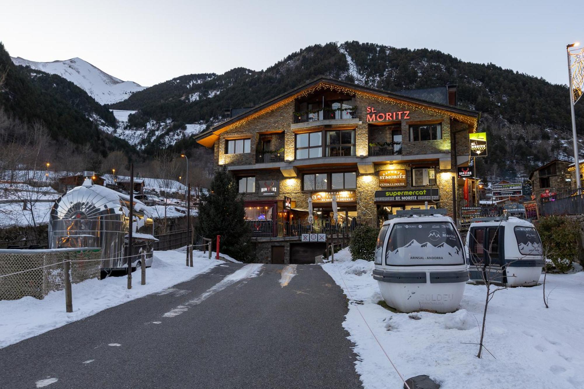 Apartaments Sant Moritz Arinsal Εξωτερικό φωτογραφία